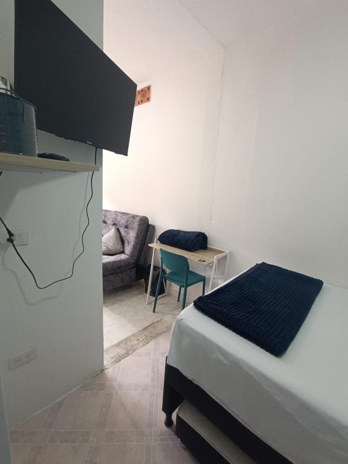 Confortable Habitacion En Apartamento Amoblado 贾丁 外观 照片